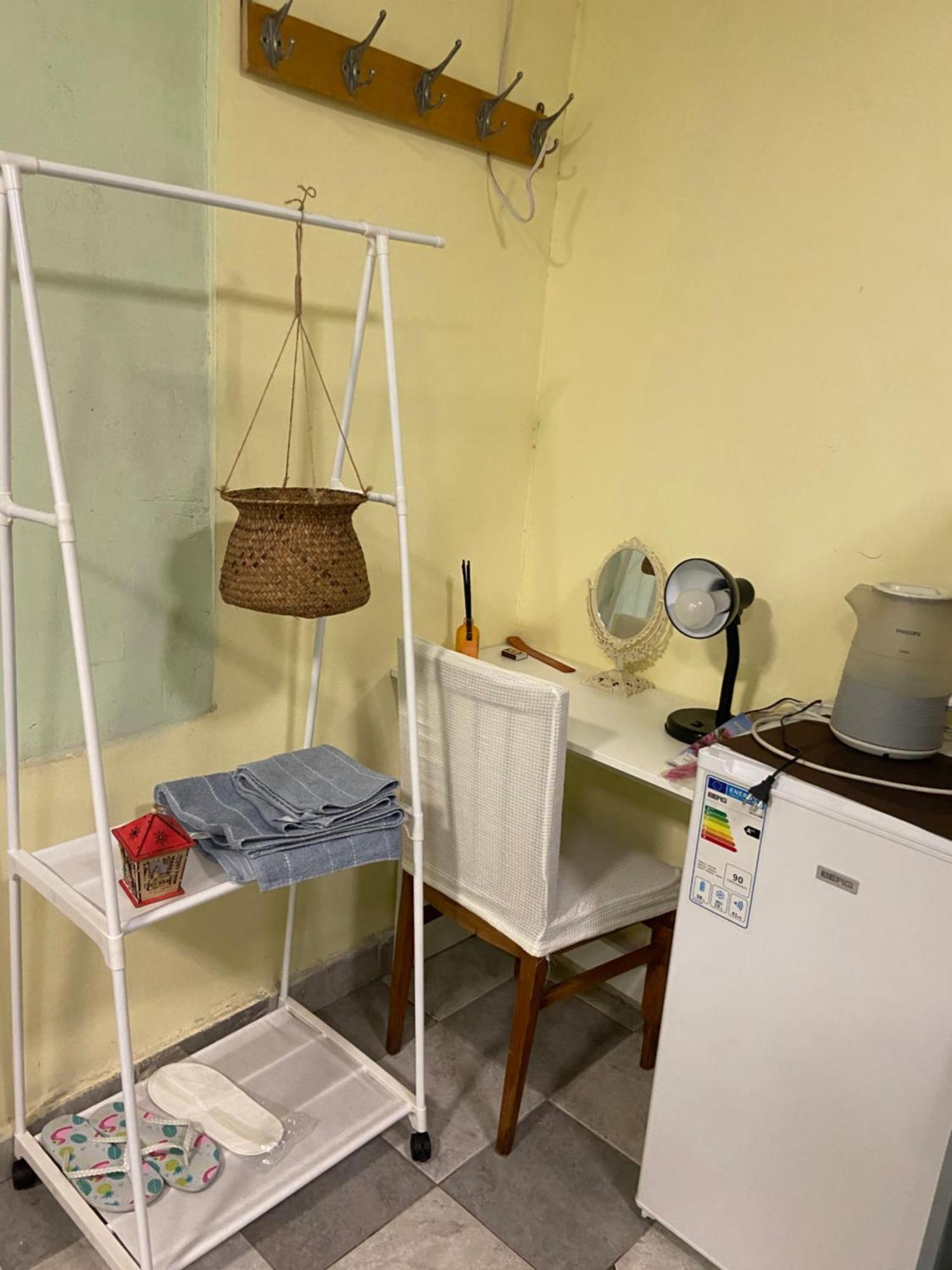 Vahe'S Family Guest House Front 耶烈万 外观 照片